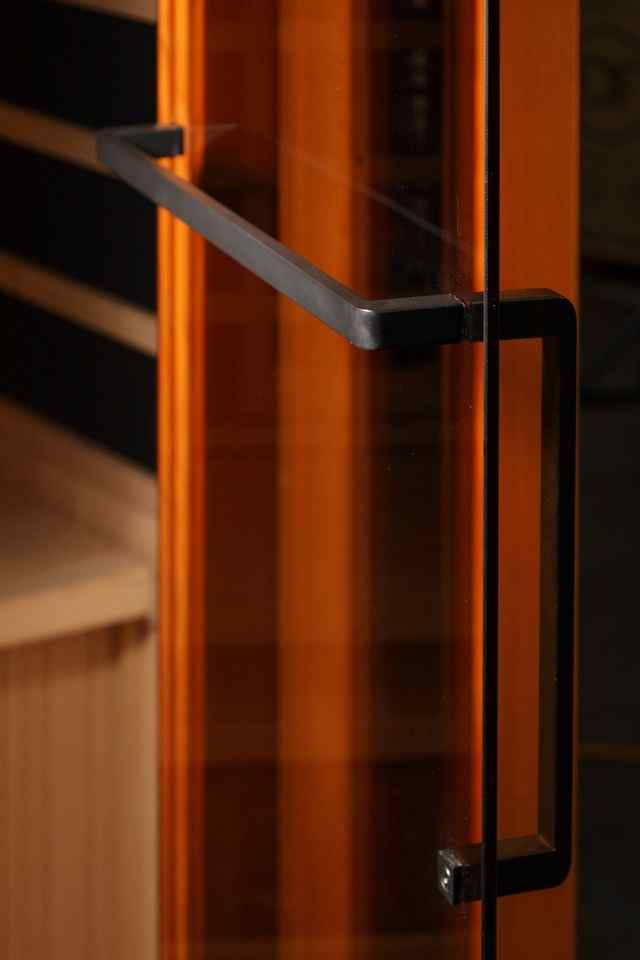 8000 Reserve Series PureTech™ Full Spectrum Infrared Sauna with Himalayan Salt Bar