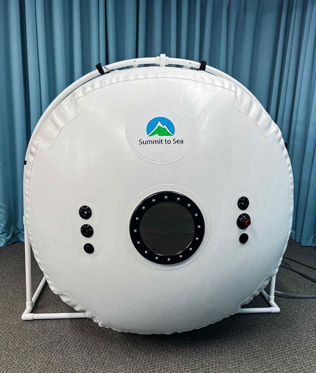 The Summit to Sea Grand Dive Pro Plus | Hyperbaric Chamber